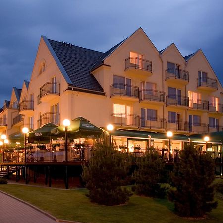 Leba Hotel & Spa Екстериор снимка