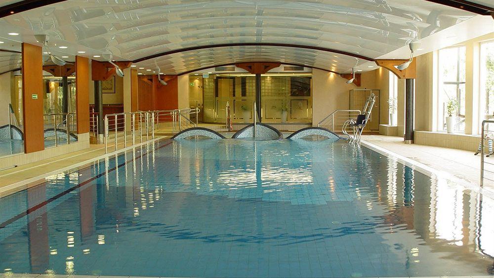 Leba Hotel & Spa Екстериор снимка