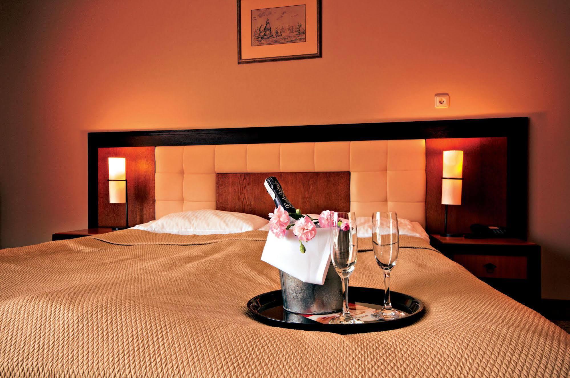 Leba Hotel & Spa Екстериор снимка